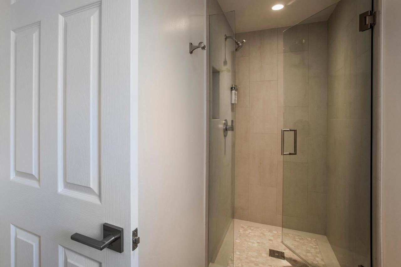 Blue Sands Inn, A Kirkwood Collection Hotel サンタバーバラ エクステリア 写真